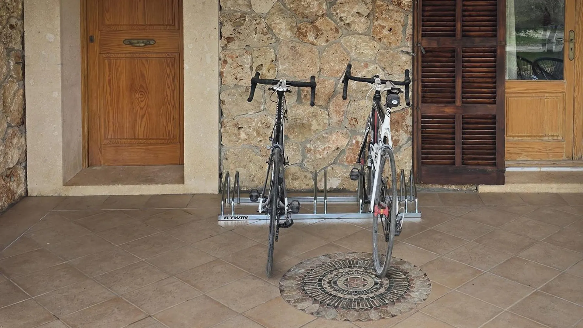 Finca Isabel Y Guillermo Con Posibilidad De Piscina Climatizada Sineu  Spanje