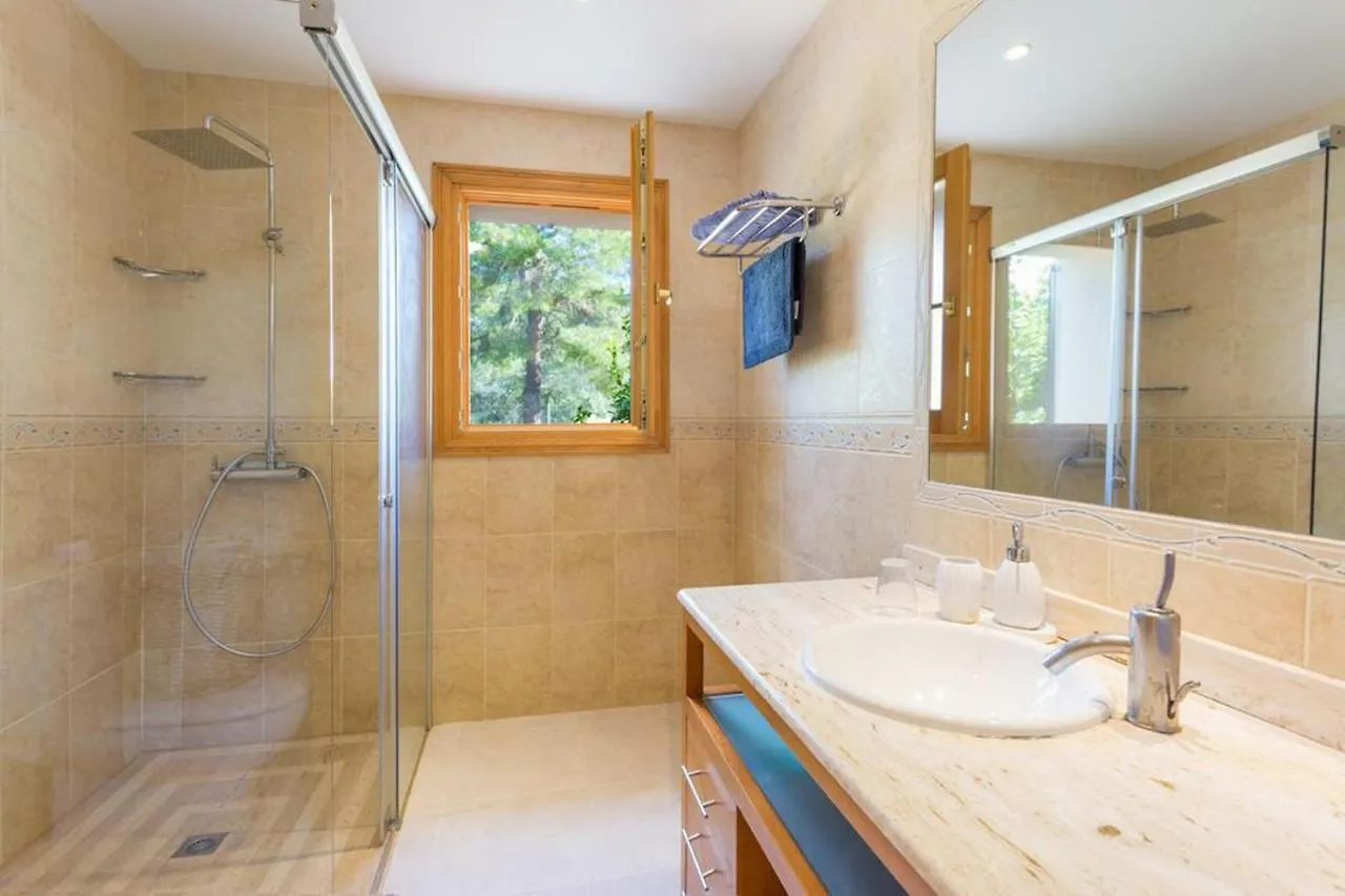 Finca Isabel Y Guillermo Con Posibilidad De Piscina Climatizada Sineu  Spanje